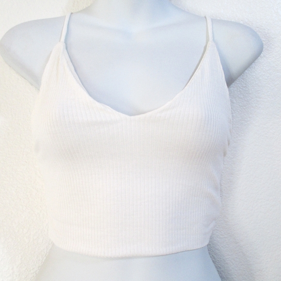 White Ribbed V Neck Crop Tank - Picture 3 of 4